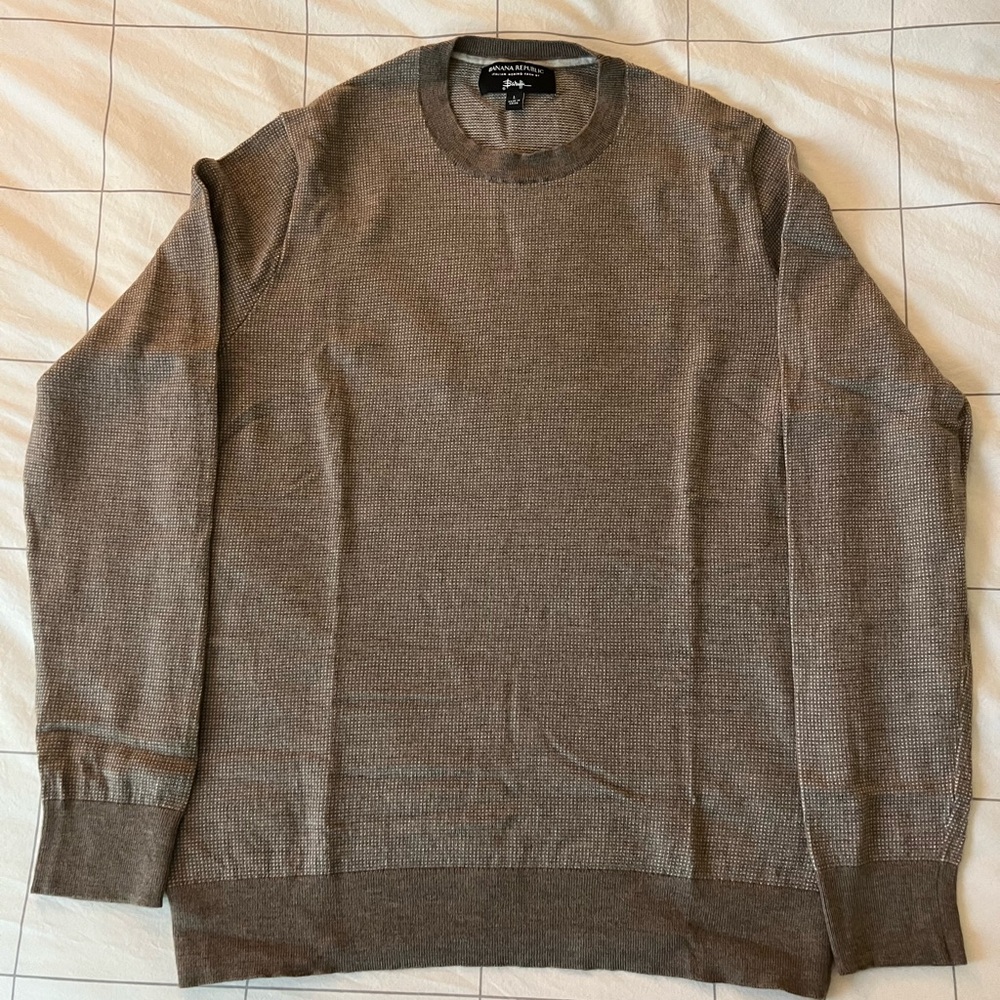 Banana Republic Italian Merino Crewneck Sweater (Size: L; Color: Tan/White)